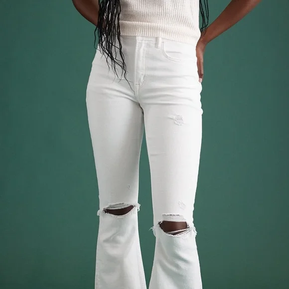 AE77 Premium High Waist Distressed White Denim Flares Size 2R - Picture 2 of 8